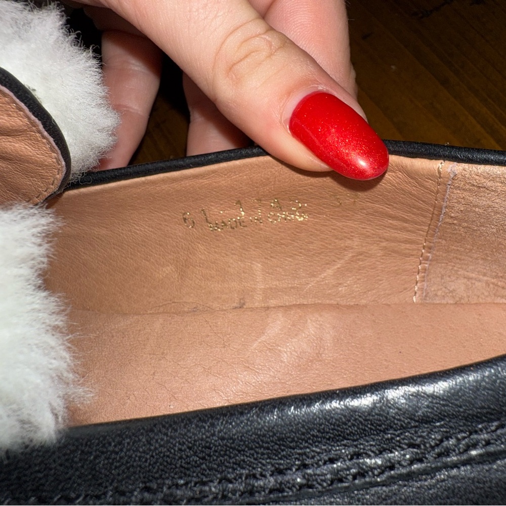 All Black‎ Women’s Loafers with Fur- Size 7 - Picture 6 of 8